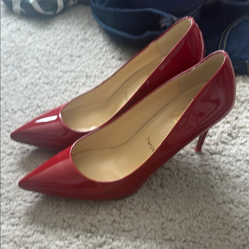 CL - Kate and Hot Chick Style - Women's Red and Black Pump Set - Picture 2 of 8